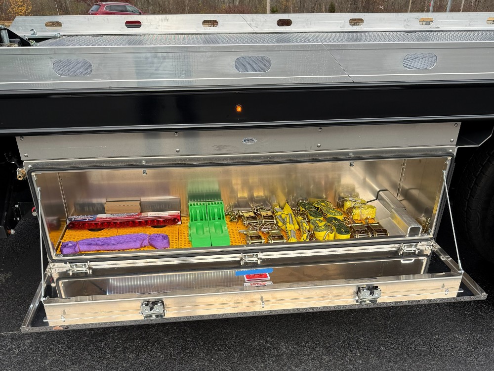 2025 International MV (Key# 1982) 9